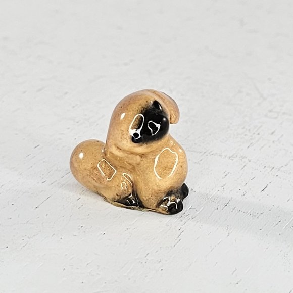 Hagen Renaker Pekingese Puppy Dog Miniature Figurine - Picture 1 of 6
